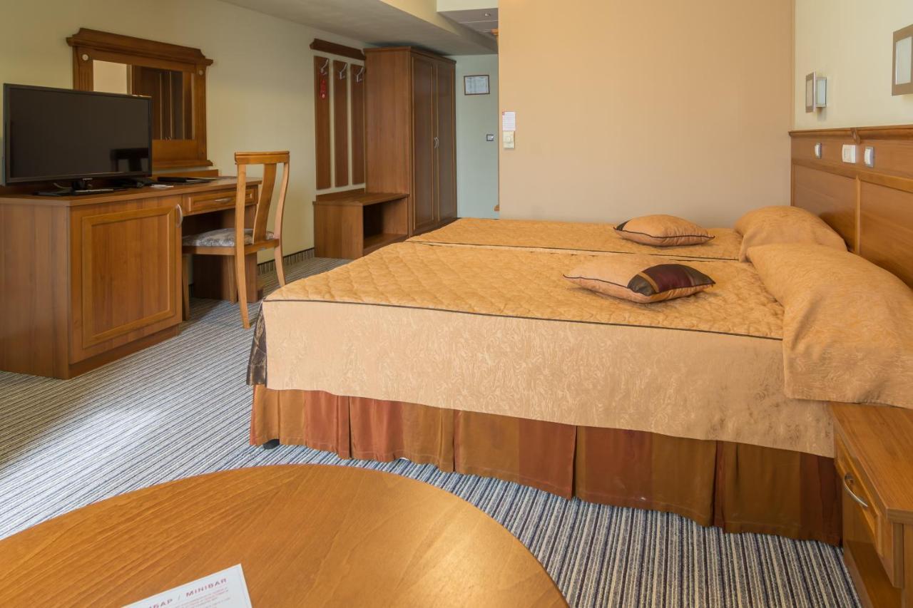 Diplomat Plaza Hotel & Resort Lukovit Εξωτερικό φωτογραφία