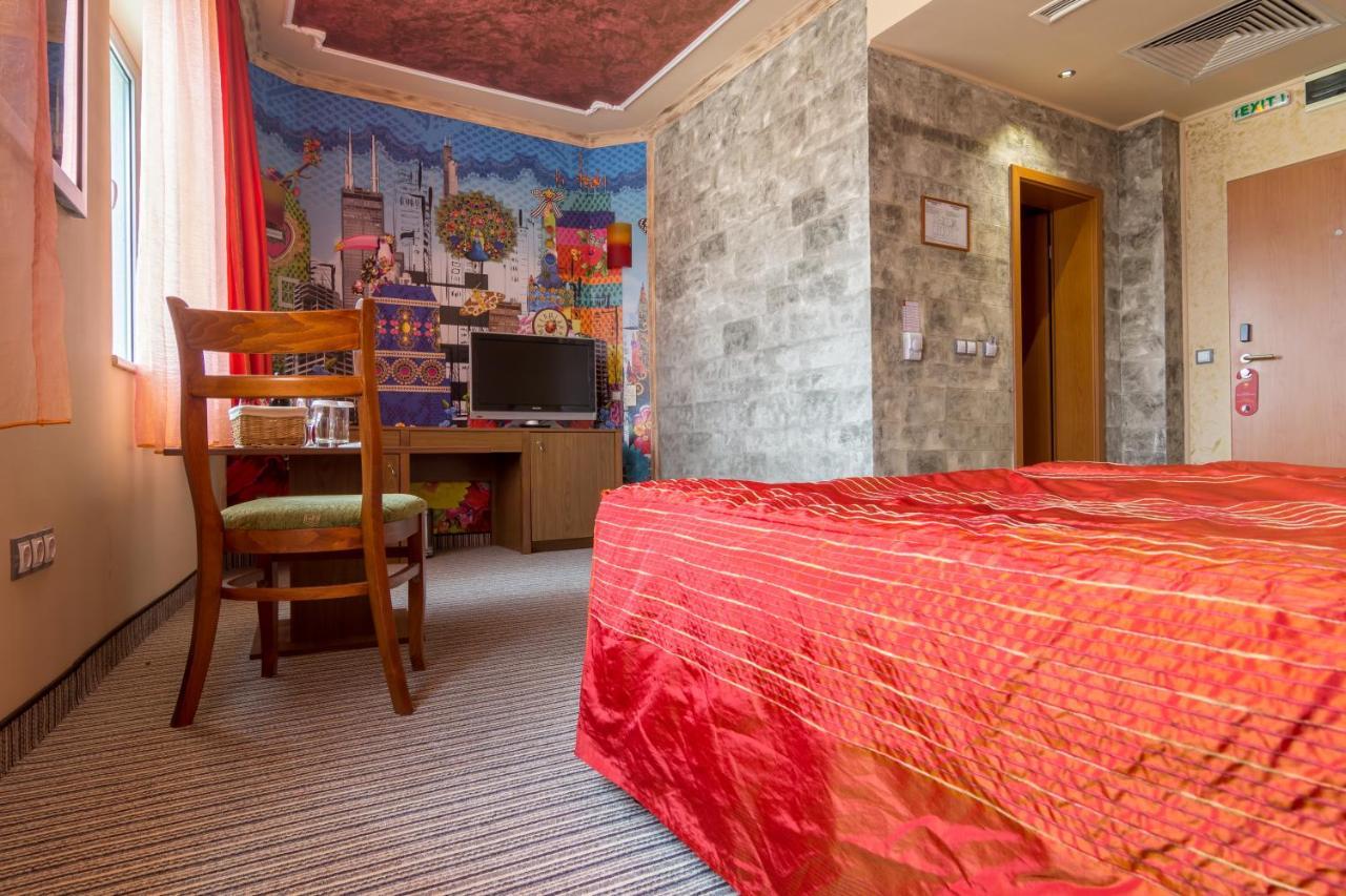Diplomat Plaza Hotel & Resort Lukovit Εξωτερικό φωτογραφία
